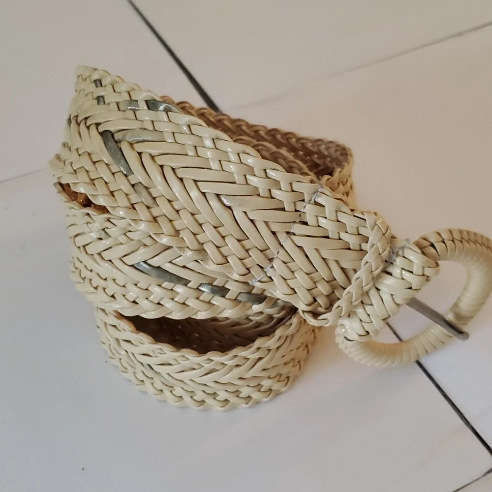 New braided leather belt Size M/L 38